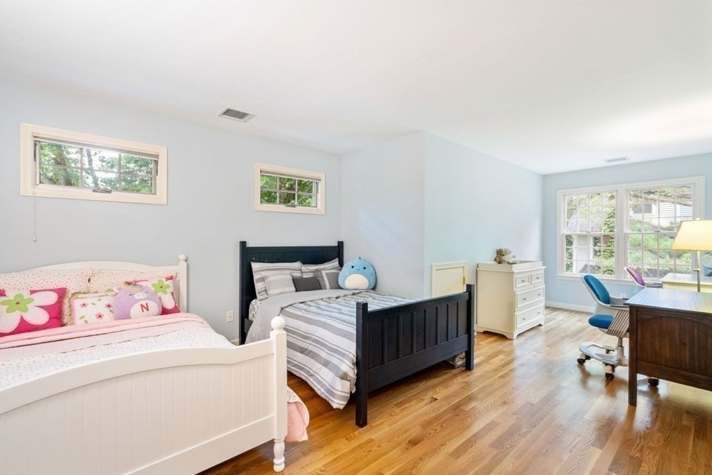 24 Damien Road Wellesley, MA 02481 - Photo 23 of 38