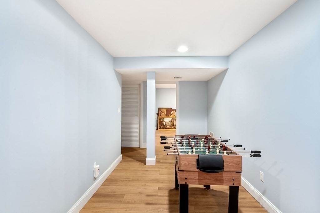 24 Damien Road Wellesley, MA 02481 - Photo 30 of 38