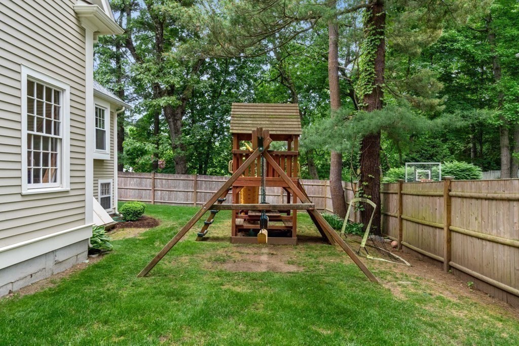 24 Damien Road Wellesley, MA 02481 - Photo 36 of 38