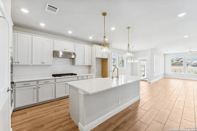 $424,990 | 8313 Wellstone, Schertz, TX 78154