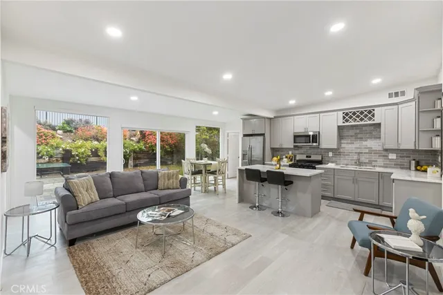 $989,000 | 7335 Kyle Street, Tujunga, CA 91042