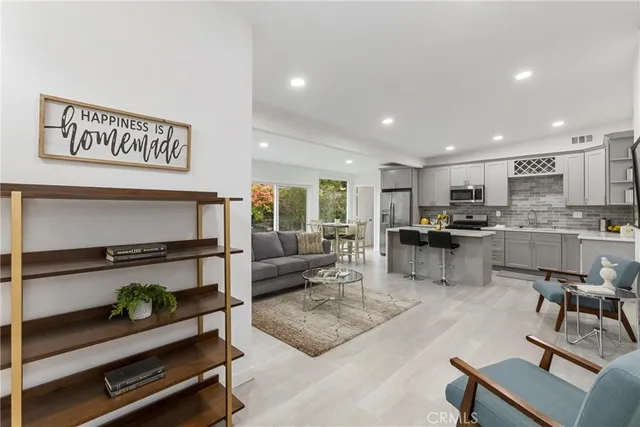 $989,000 | 7335 Kyle Street, Tujunga, CA 91042