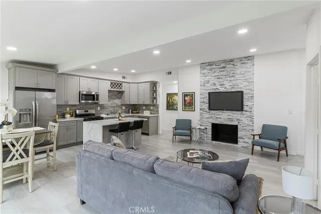 $989,000 | 7335 Kyle Street, Tujunga, CA 91042