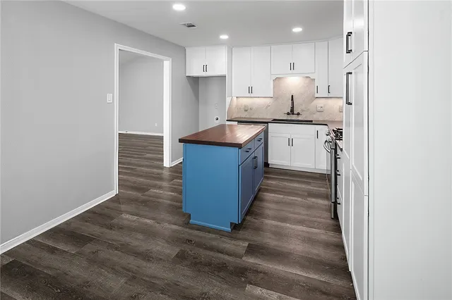 $300,000 | 3601 Brighton Drive, Bryan, TX 77802