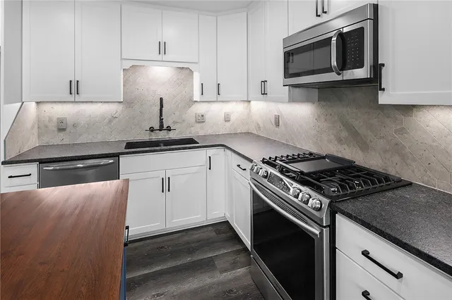 $300,000 | 3601 Brighton Drive, Bryan, TX 77802