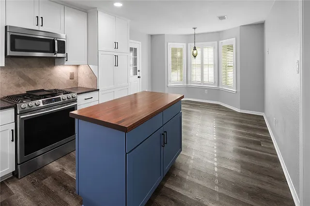 $300,000 | 3601 Brighton Drive, Bryan, TX 77802