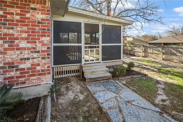 $300,000 | 3601 Brighton Drive, Bryan, TX 77802