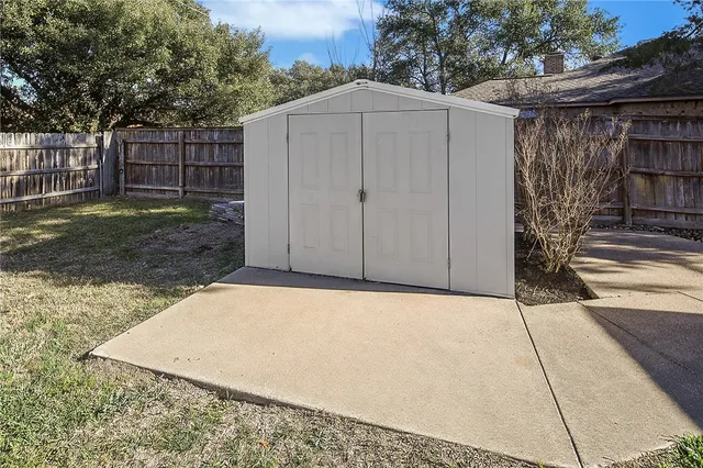 $300,000 | 3601 Brighton Drive, Bryan, TX 77802
