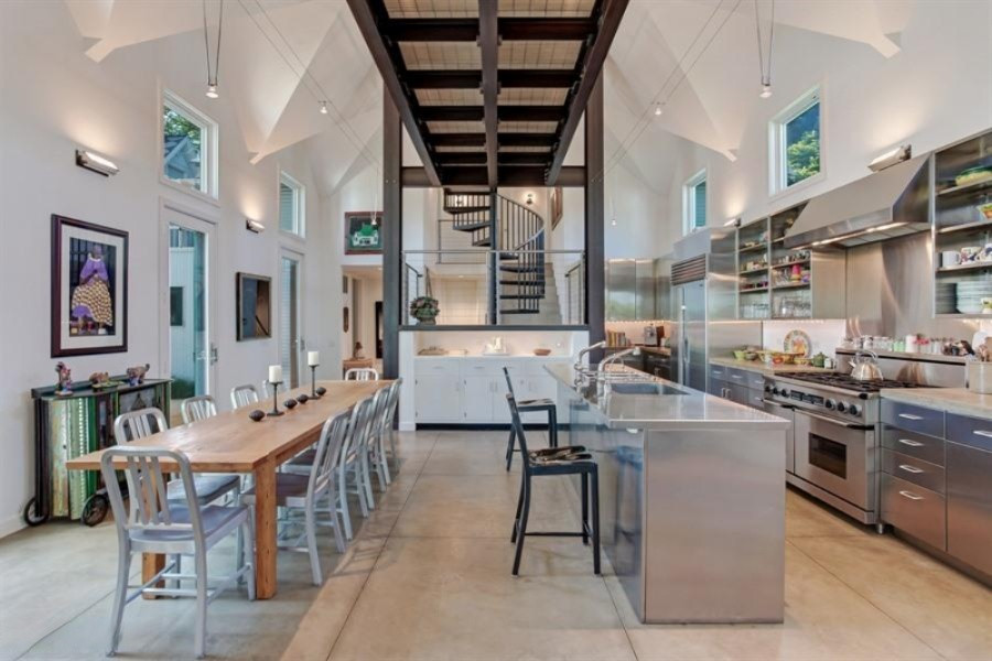 15337 Pardee Road Galien, MI 49113 - Photo 3 of 22 05_15337PardeeRd_92_KitchenDiningRoom_Lo