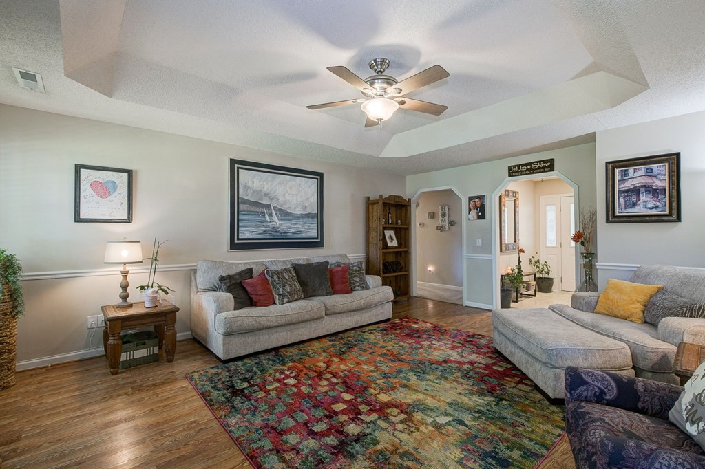 967 Saltwood Road Sumter, SC 29154 - Photo 8 of 33 Gallery Image 8