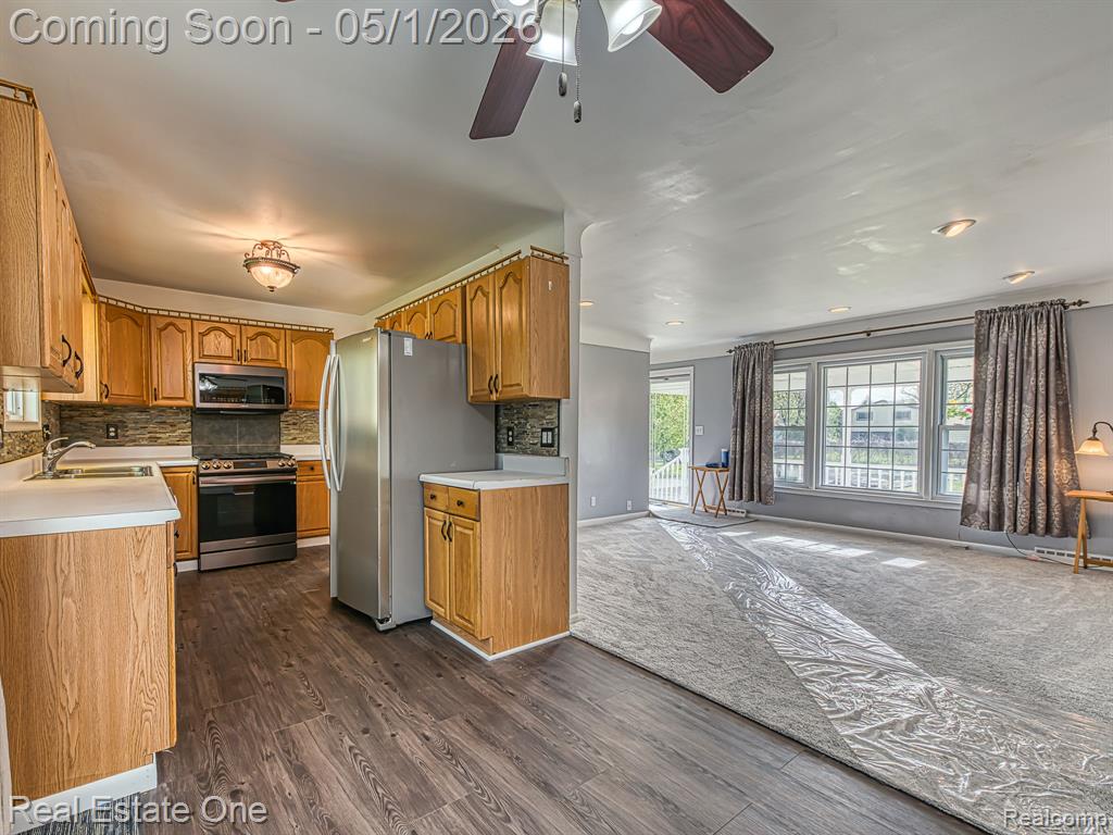 18338 Olmstead Riverview, MI 48193 - Photo 8 of 28
