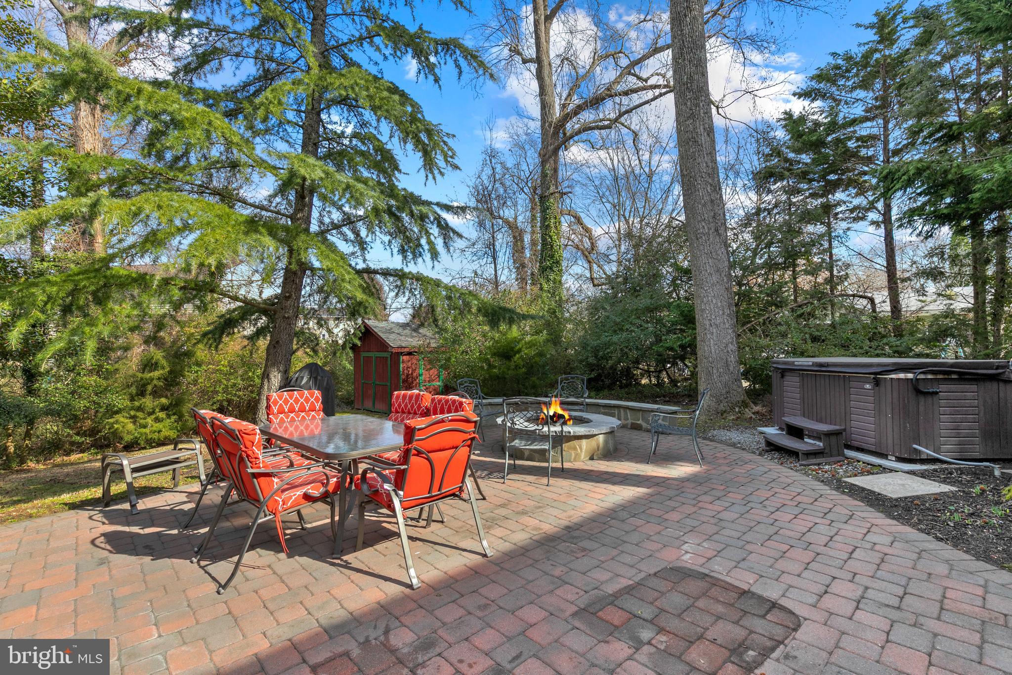 1204 Locust Lane Edgewater, MD 21037 - Photo 28 of 43 Back Yard and Patio
