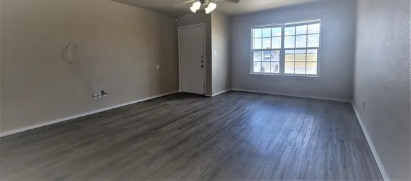 $1,100 | 105 74th Street, Lubbock, TX 79404