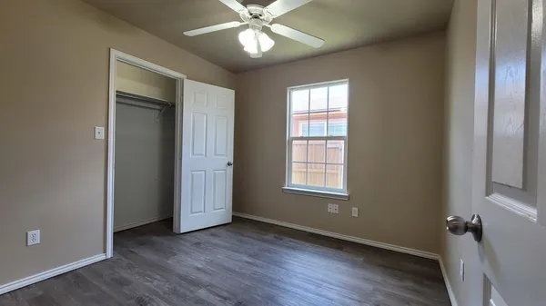 $1,100 | 105 74th Street, Lubbock, TX 79404