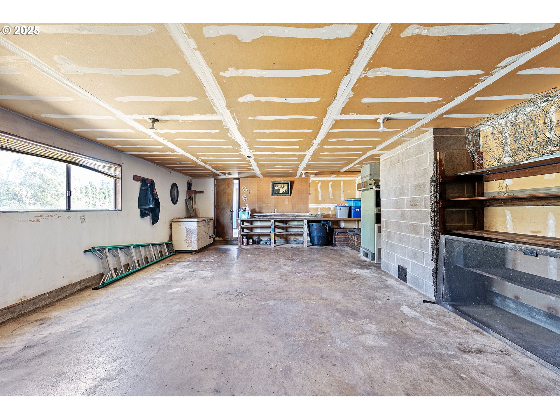 34879 Seavey Loop Road Eugene, OR 97405 - Photo 23 of 34 a view of a storage & utility room