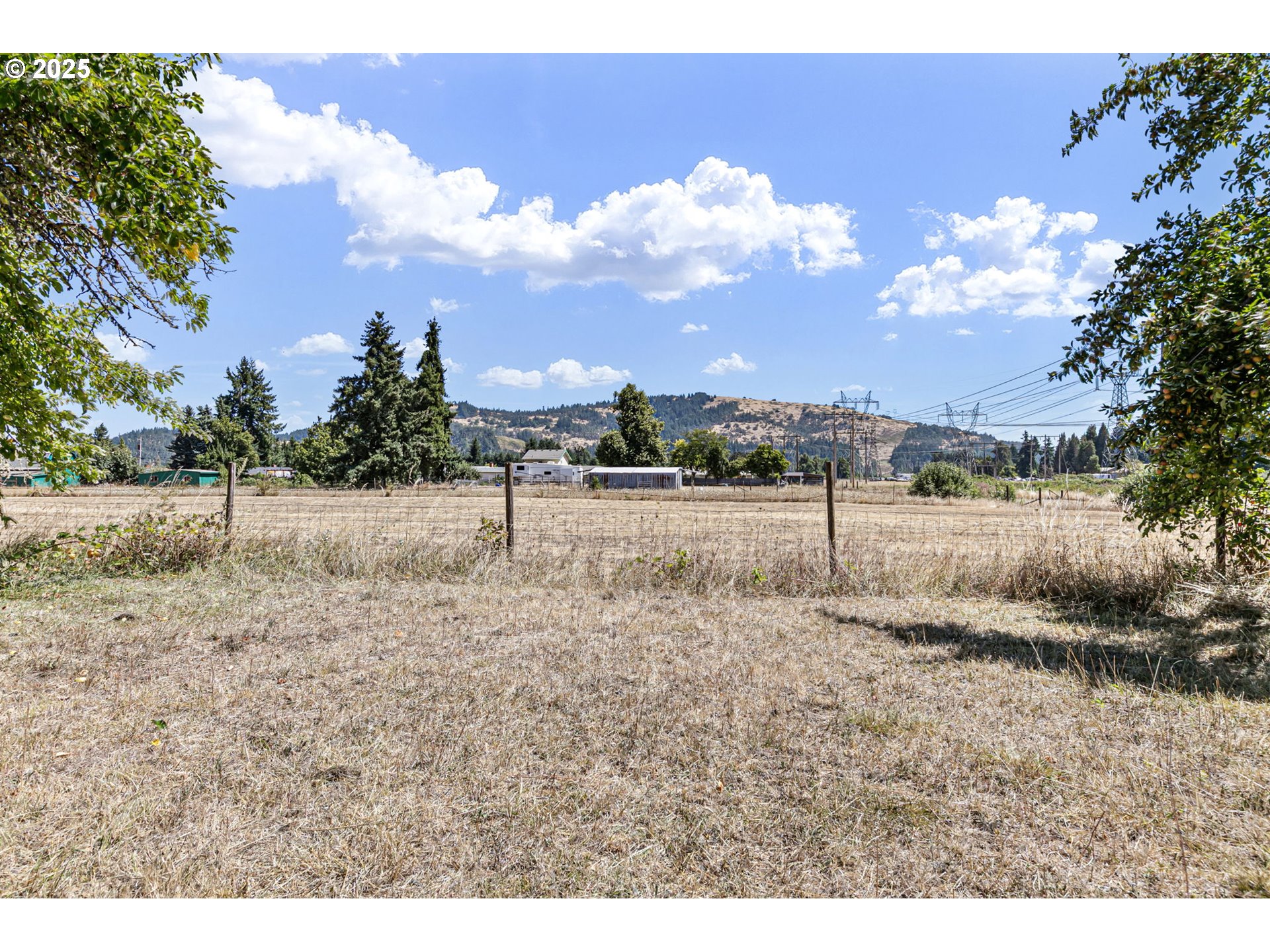 34879 Seavey Loop Road Eugene, OR 97405 - Photo 29 of 34 a view of a yard with wooden fence