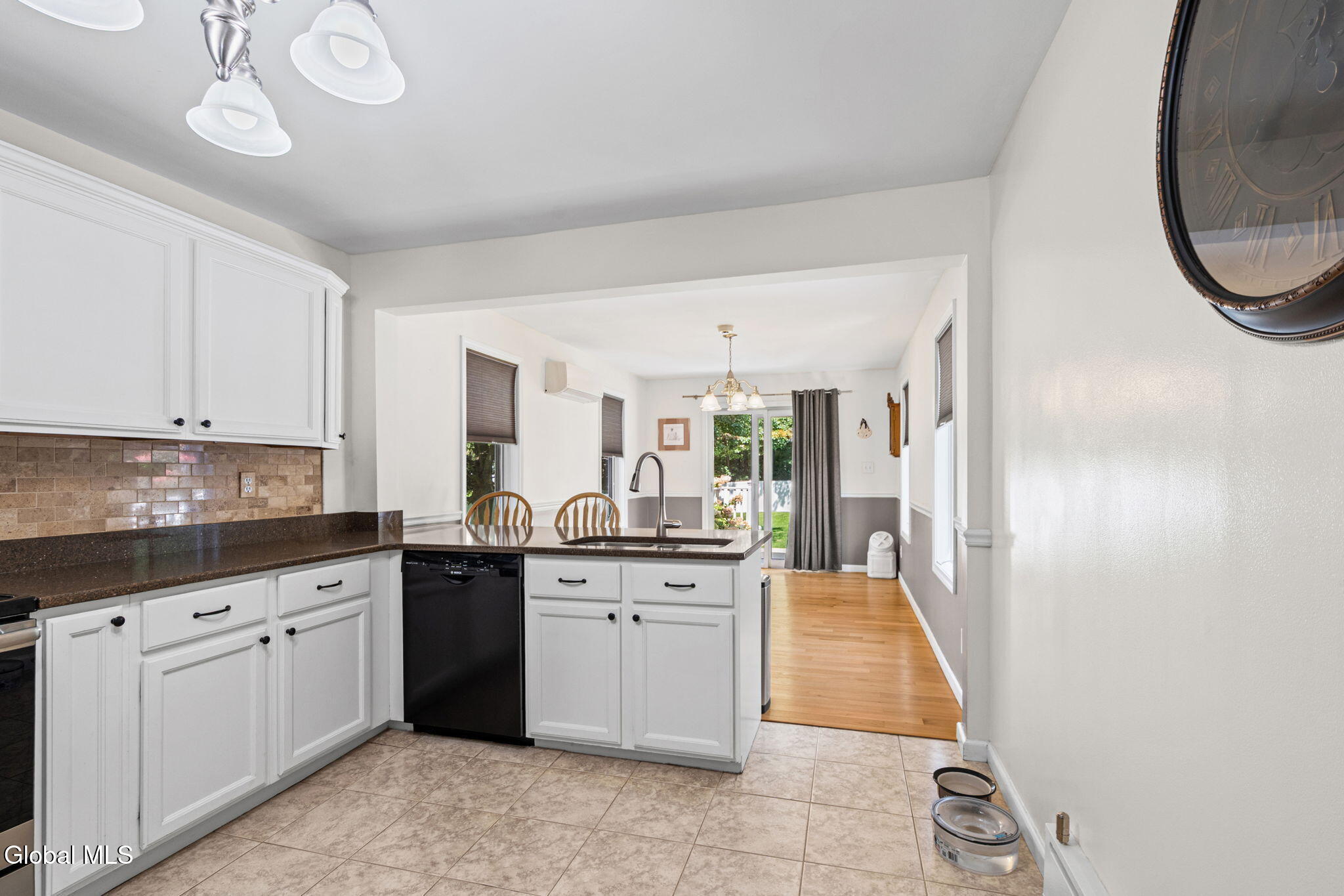 1145 Barber Drive Rotterdam, NY 12303 - Photo 13 of 52 24-web-or-mls-1145-barber-dr