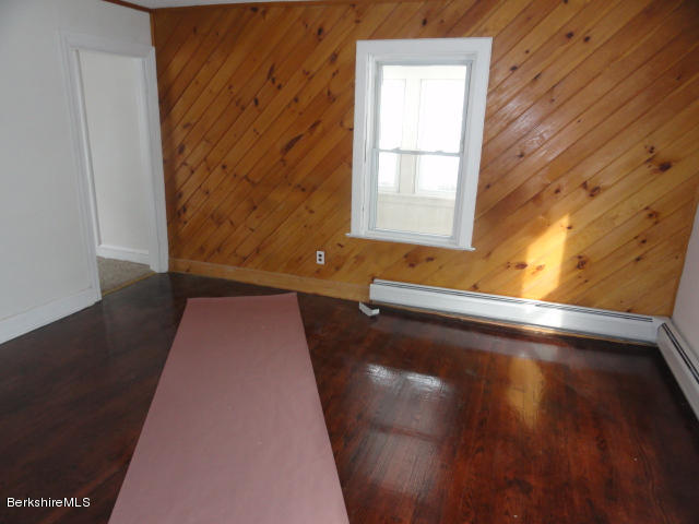 187 Benedict Road Pittsfield, MA 01201 - Photo 5 of 15 DSC03432