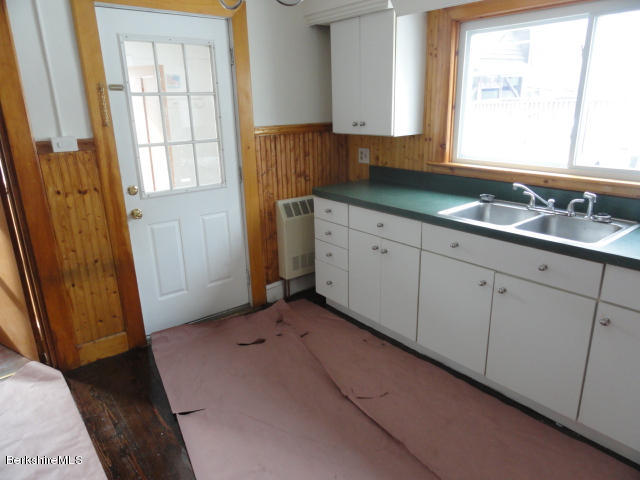 187 Benedict Road Pittsfield, MA 01201 - Photo 8 of 15 DSC03435