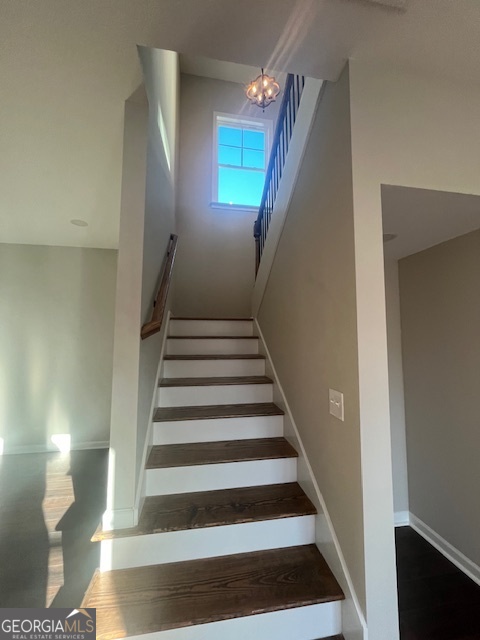 319 Ash Street Monroe, GA 30655 - Photo 9 of 17