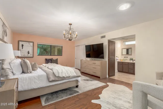 $1,800,000 | 5822 North 44th Place, Phoenix, AZ 85018