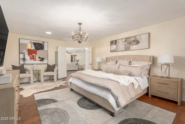 $1,800,000 | 5822 North 44th Place, Phoenix, AZ 85018