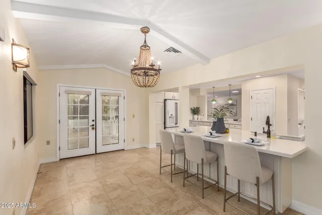 $1,800,000 | 5822 North 44th Place, Phoenix, AZ 85018