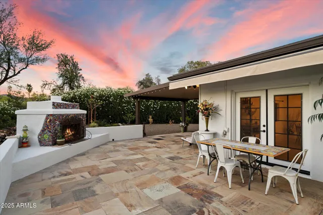 $1,800,000 | 5822 North 44th Place, Phoenix, AZ 85018