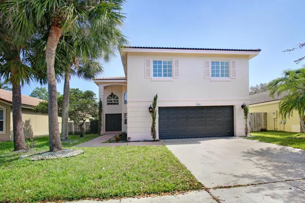$3,900 | 401 Northwest 203rd Avenue, Pembroke Pines, FL 33029
