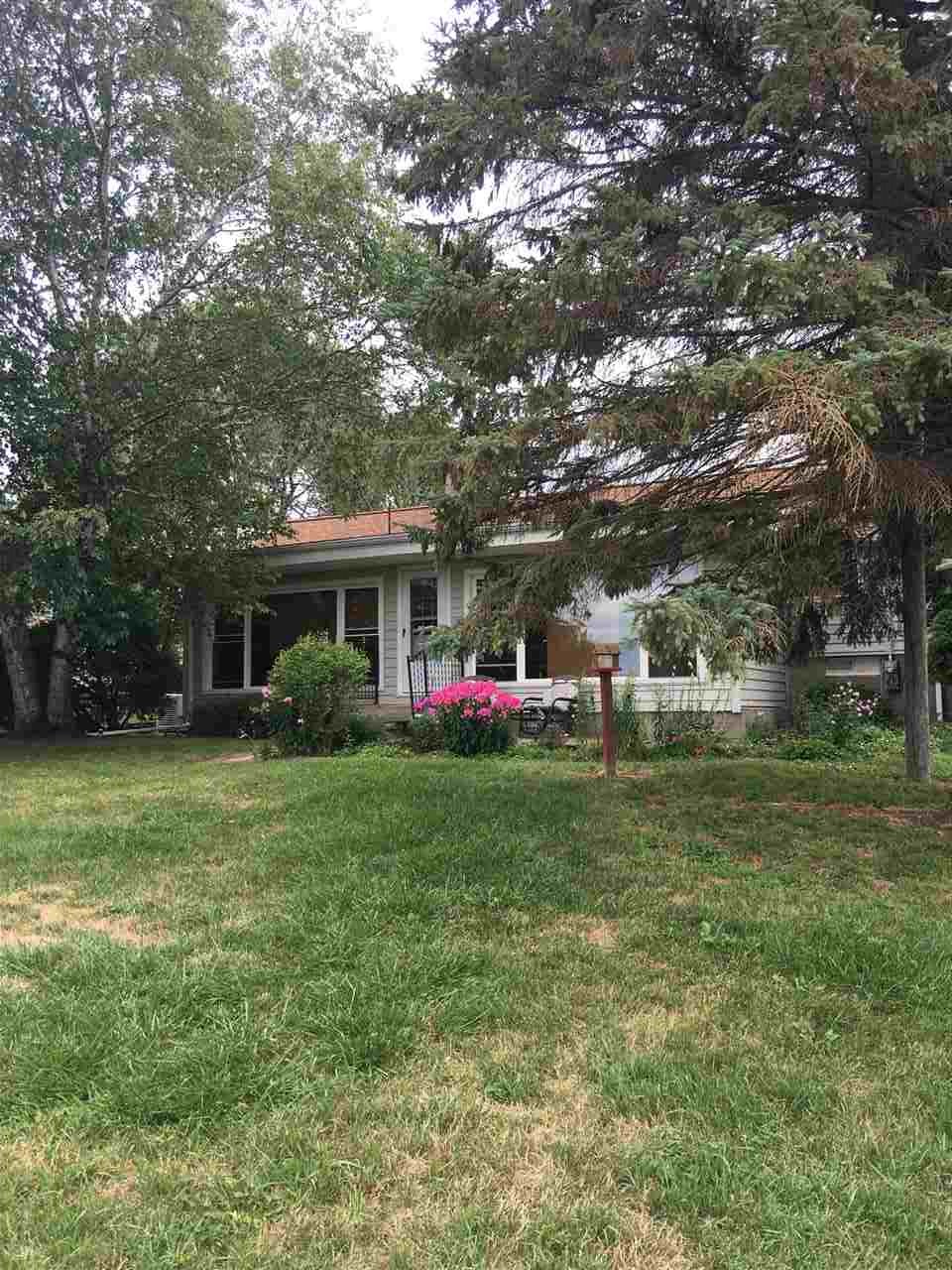 3352 North Jerome Road Alma, MI 48801 - Photo 3 of 26 1836025-2.JPG