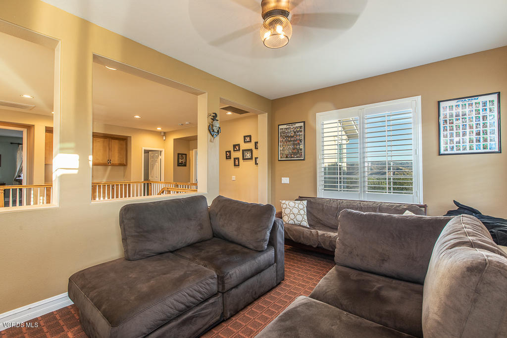 3729 Horizon Ridge Court Simi Valley, CA 93063 - Photo 24 of 70 3729 Horizon Ridge Court - HsH Prod.-50