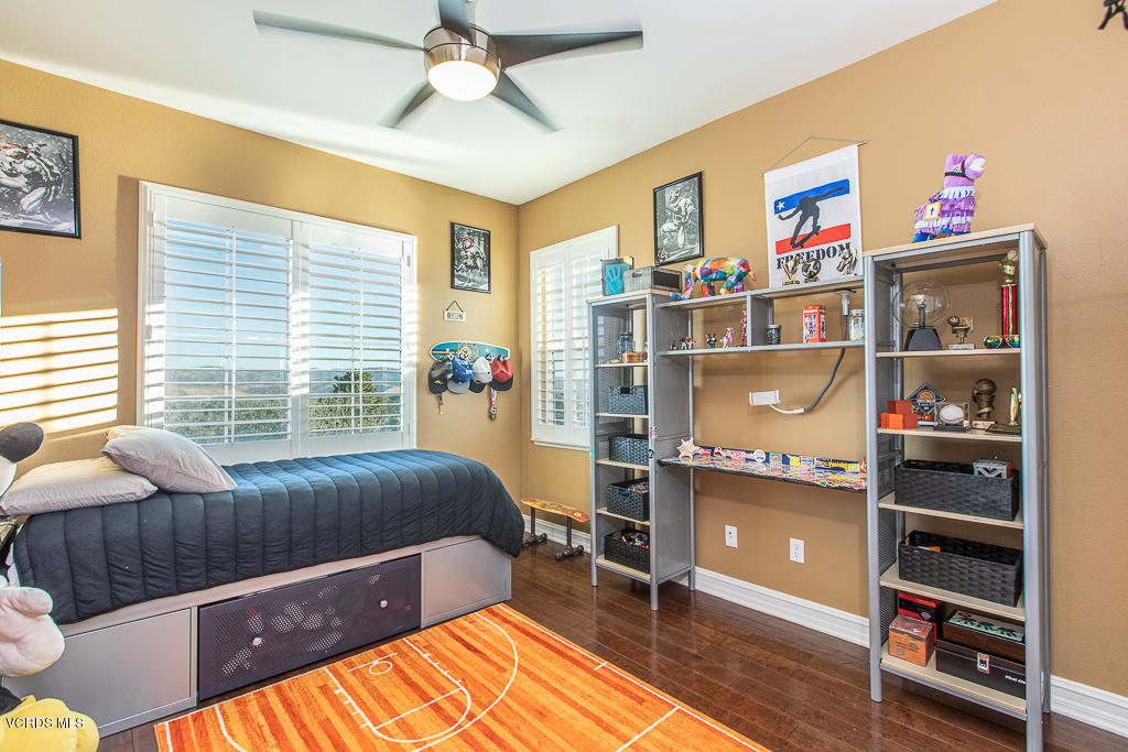 3729 Horizon Ridge Court Simi Valley, CA 93063 - Photo 25 of 70 3729 Horizon Ridge Court - HsH Prod.-51