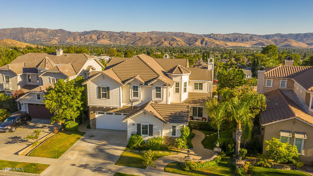 3729 Horizon Ridge Court Simi Valley, CA 93063 - Photo 45 of 70 3729 Horizon Ridge Court - HsH Prod.-3
