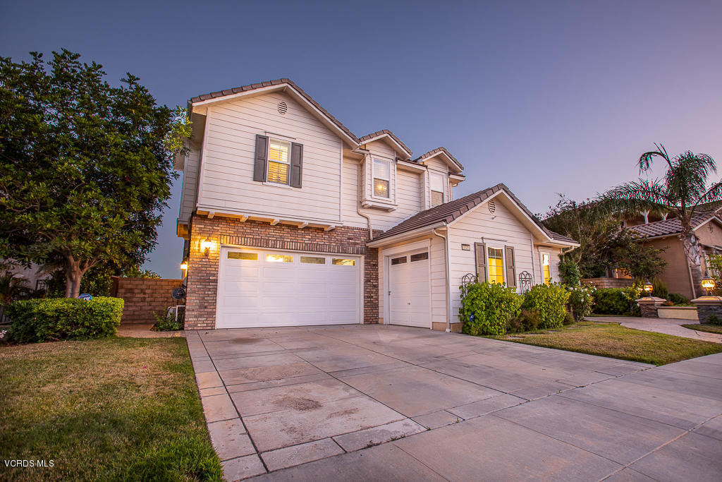 3729 Horizon Ridge Court Simi Valley, CA 93063 - Photo 52 of 70 3729 Horizon Ridge Court - HsH Prod.-13