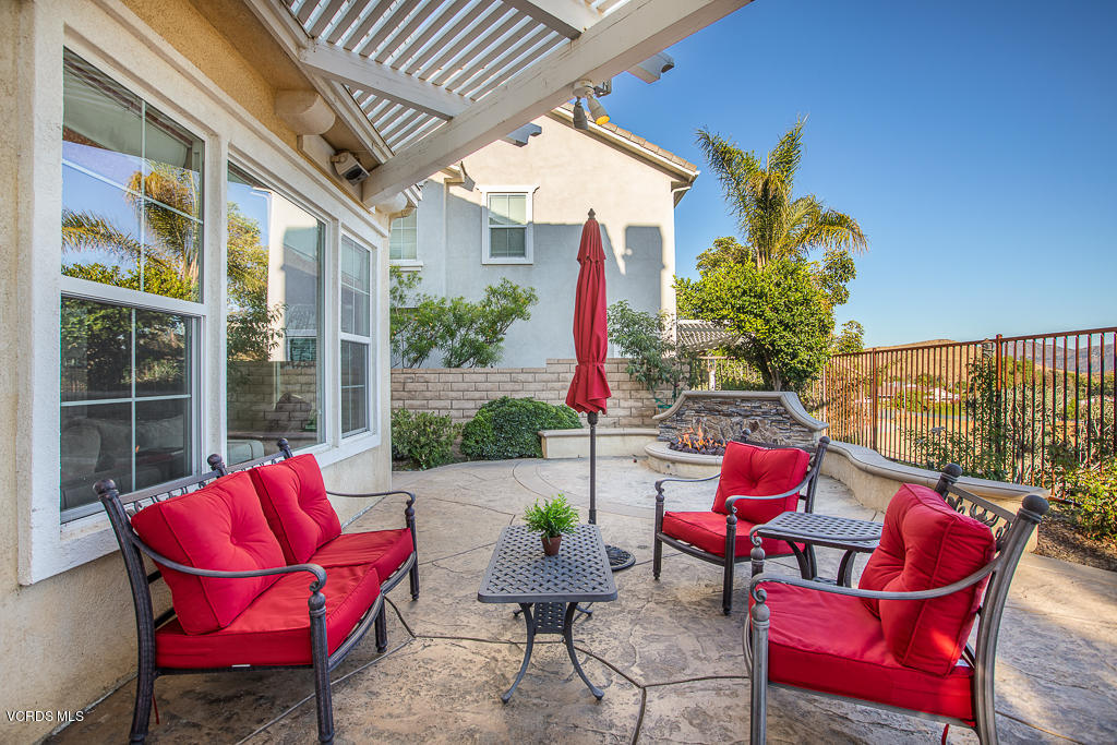 3729 Horizon Ridge Court Simi Valley, CA 93063 - Photo 68 of 70 3729 Horizon Ridge Court - HsH Prod.-67