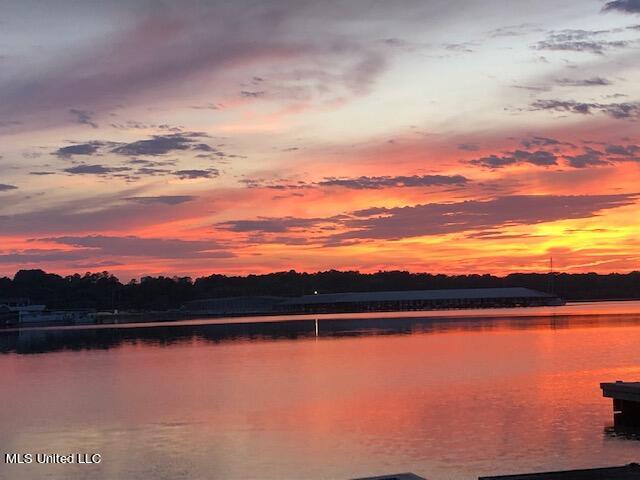 30 Breakers Lane, Unit 30 Ridgeland, MS 39157 - Photo 12 of 14 Sunset