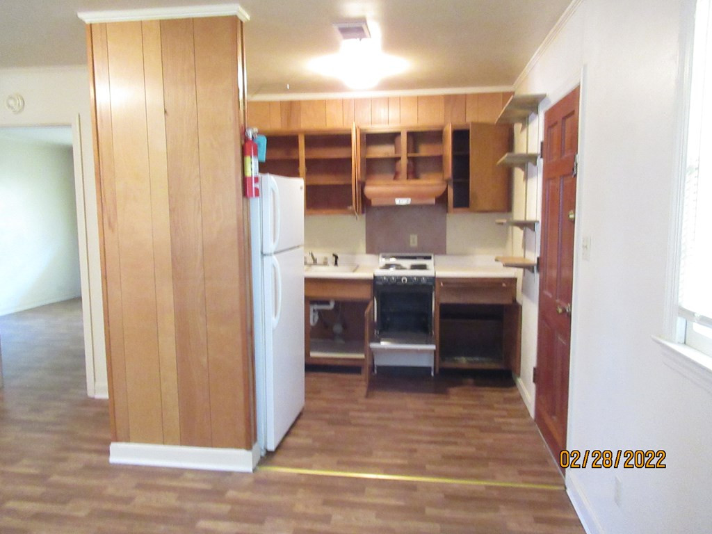 326 West Hampton Avenue, Unit 6 Sumter, SC 29150 - Photo 6 of 12