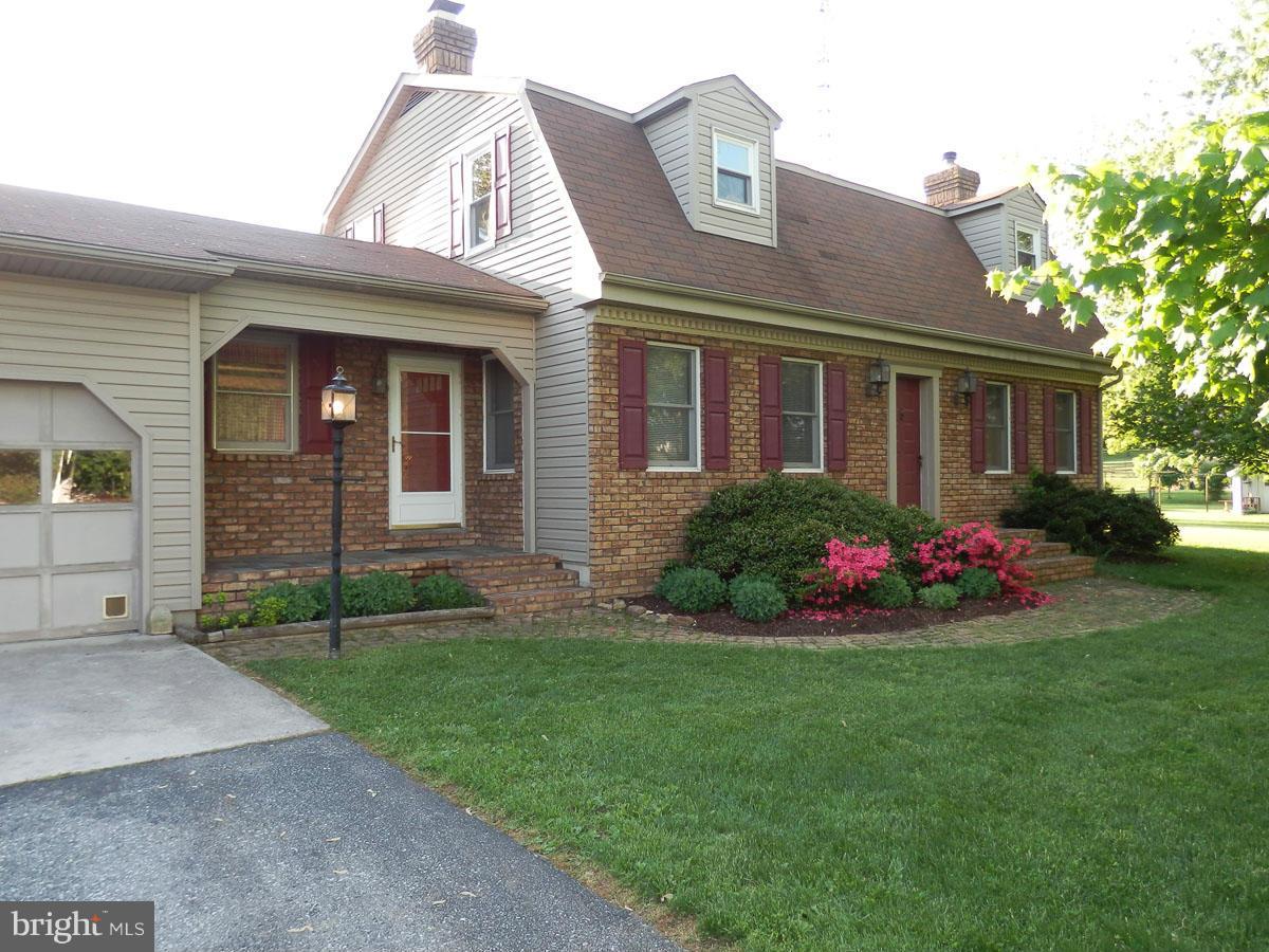 14512 Roddy Road Thurmont, MD 21788 - Photo 1 of 19 Front of the home