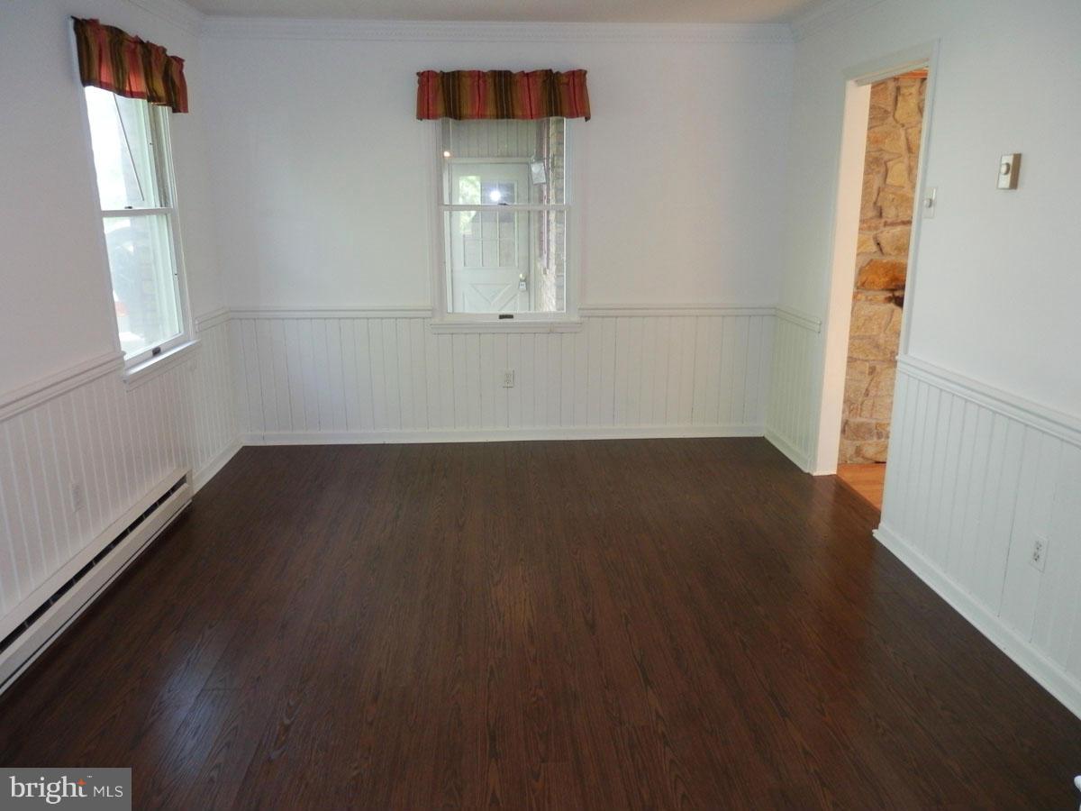 14512 Roddy Road Thurmont, MD 21788 - Photo 4 of 19 Dining Room