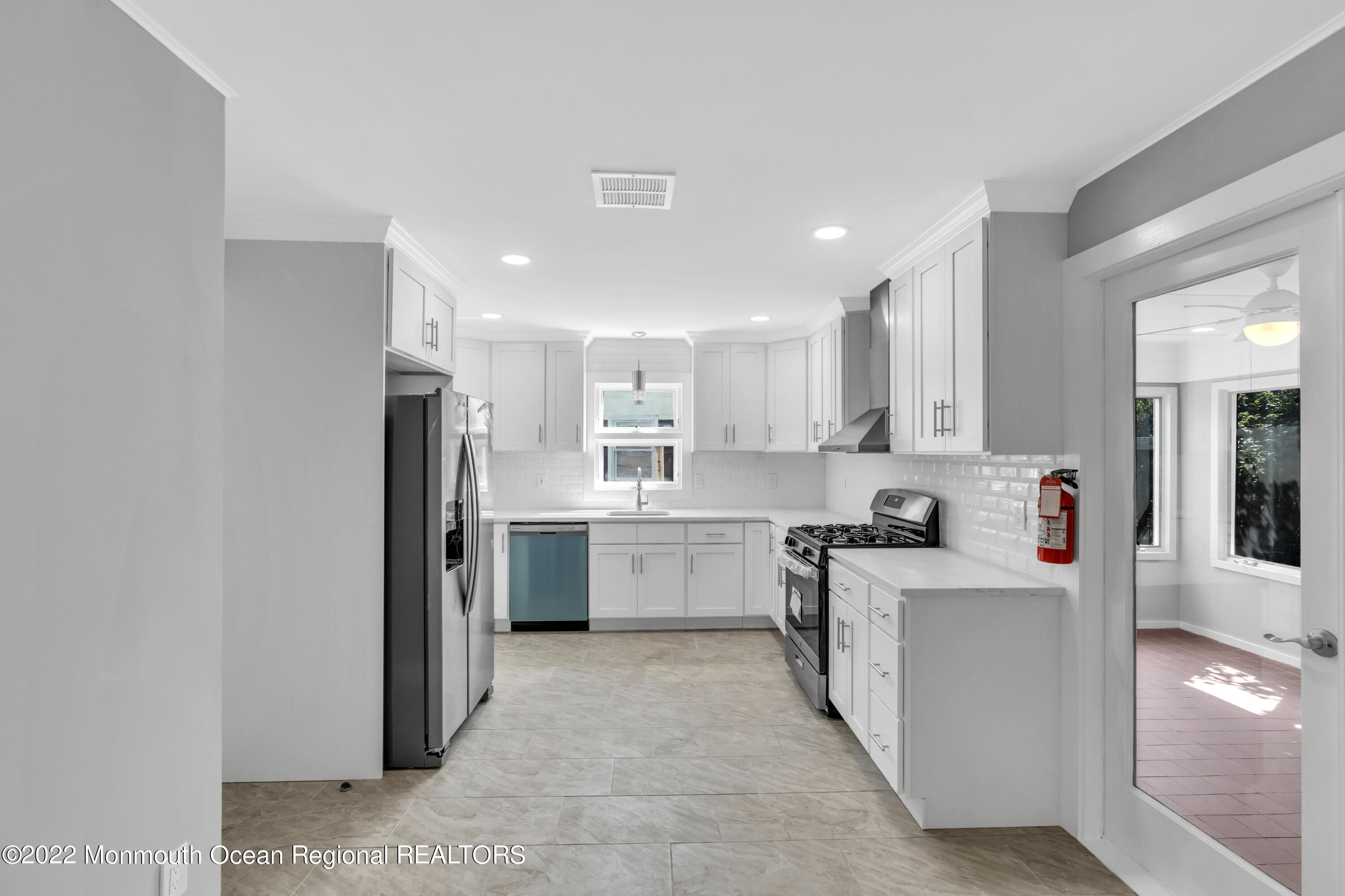 26 Coventry Road Toms River, NJ 08757 - Photo 37 of 56 034_dsc04626
