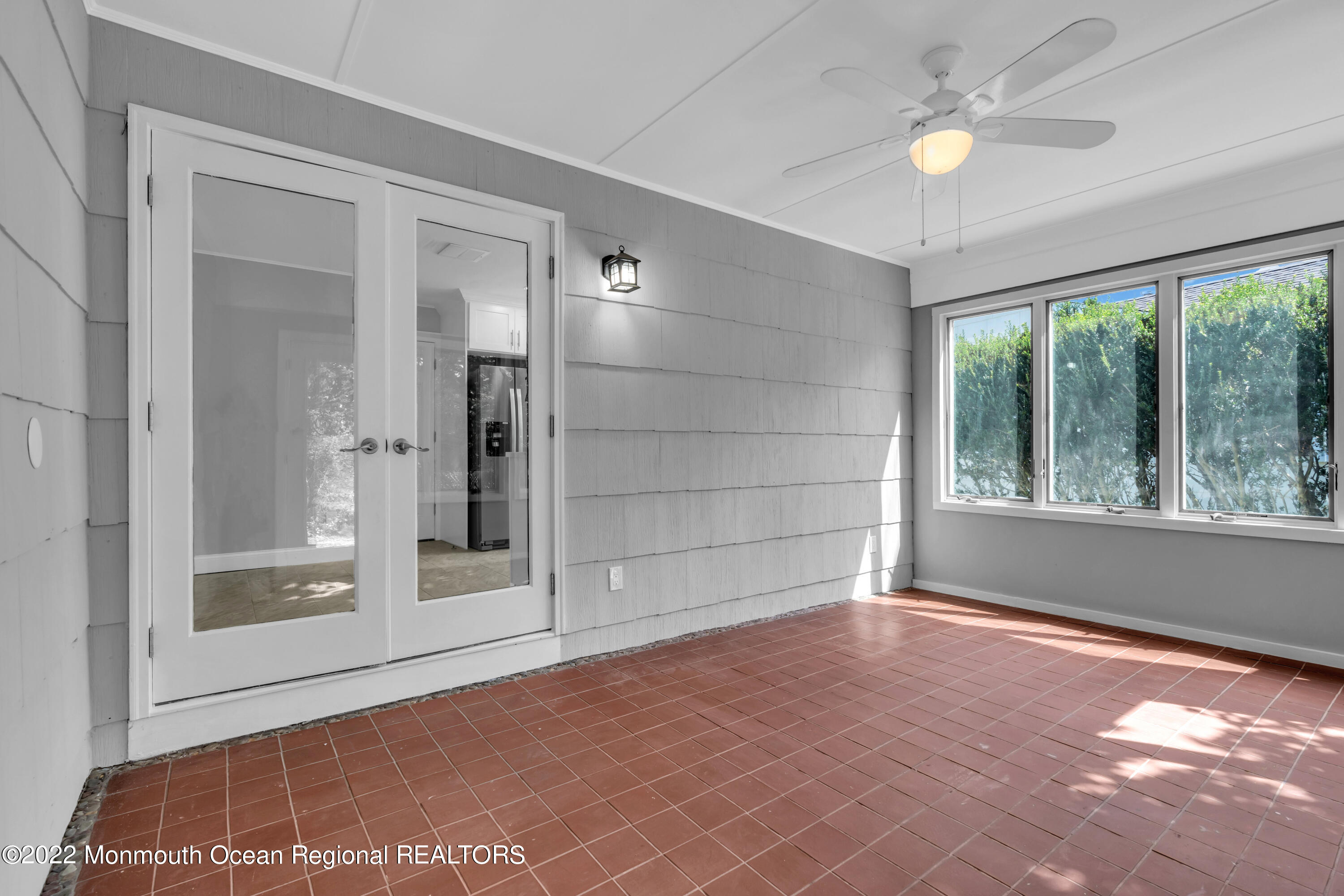 26 Coventry Road Toms River, NJ 08757 - Photo 5 of 56 043_dsc04681