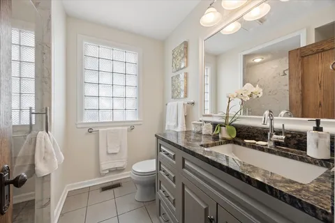 $595,000 | 624 South Taylor Avenue, Oak Park, IL 60304