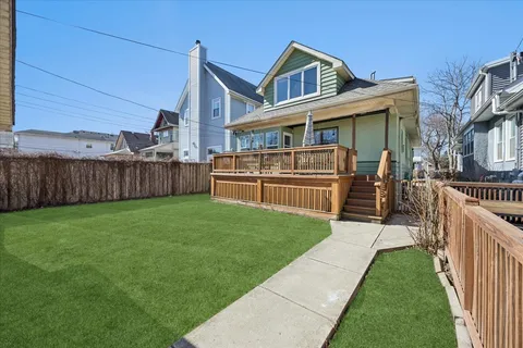 $595,000 | 624 South Taylor Avenue, Oak Park, IL 60304