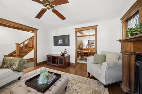 $595,000 | 624 South Taylor Avenue, Oak Park, IL 60304