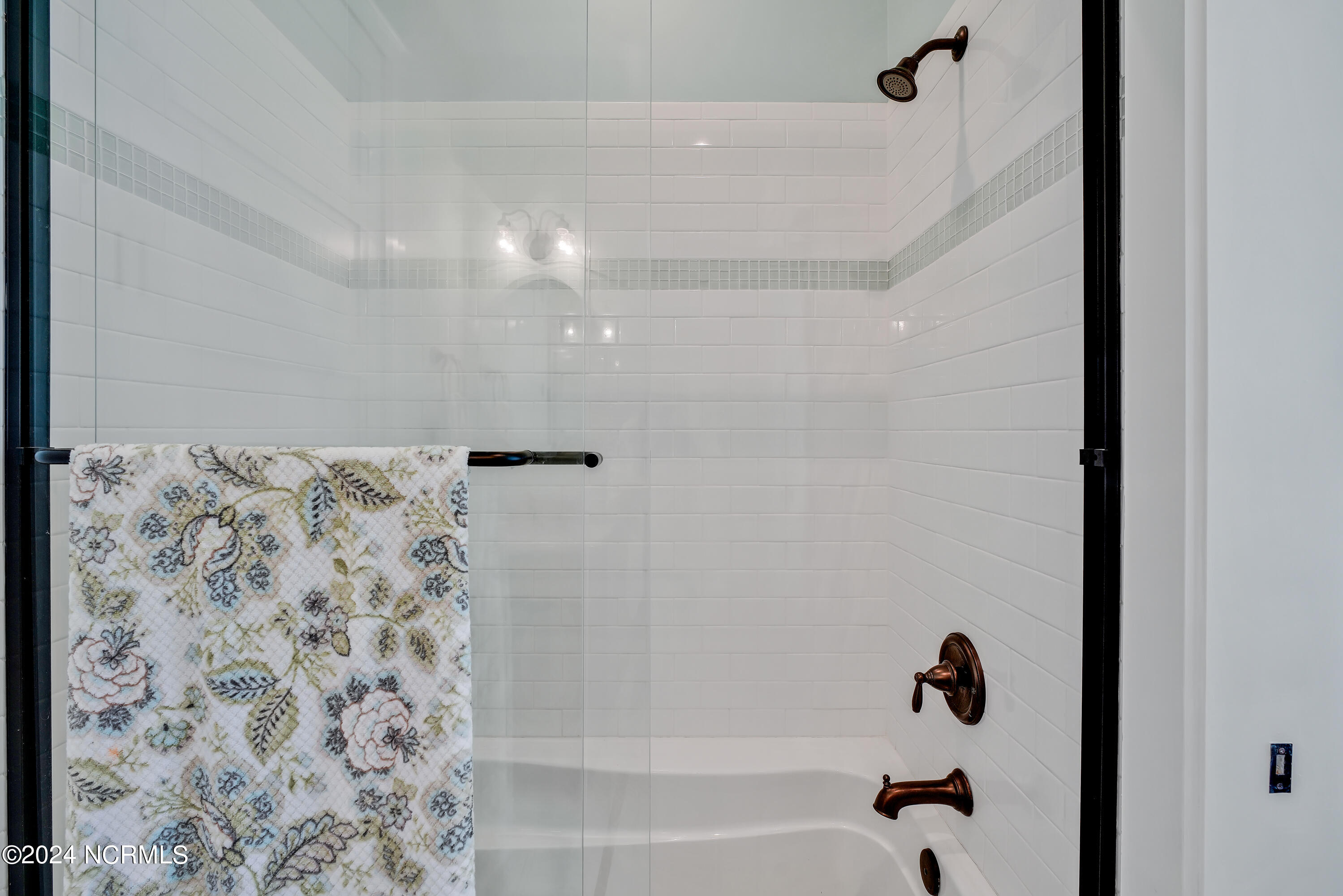 97 Justice-Flynn Road Riegelwood, NC 28456 - Photo 30 of 64 Guest bathroom shower with tile