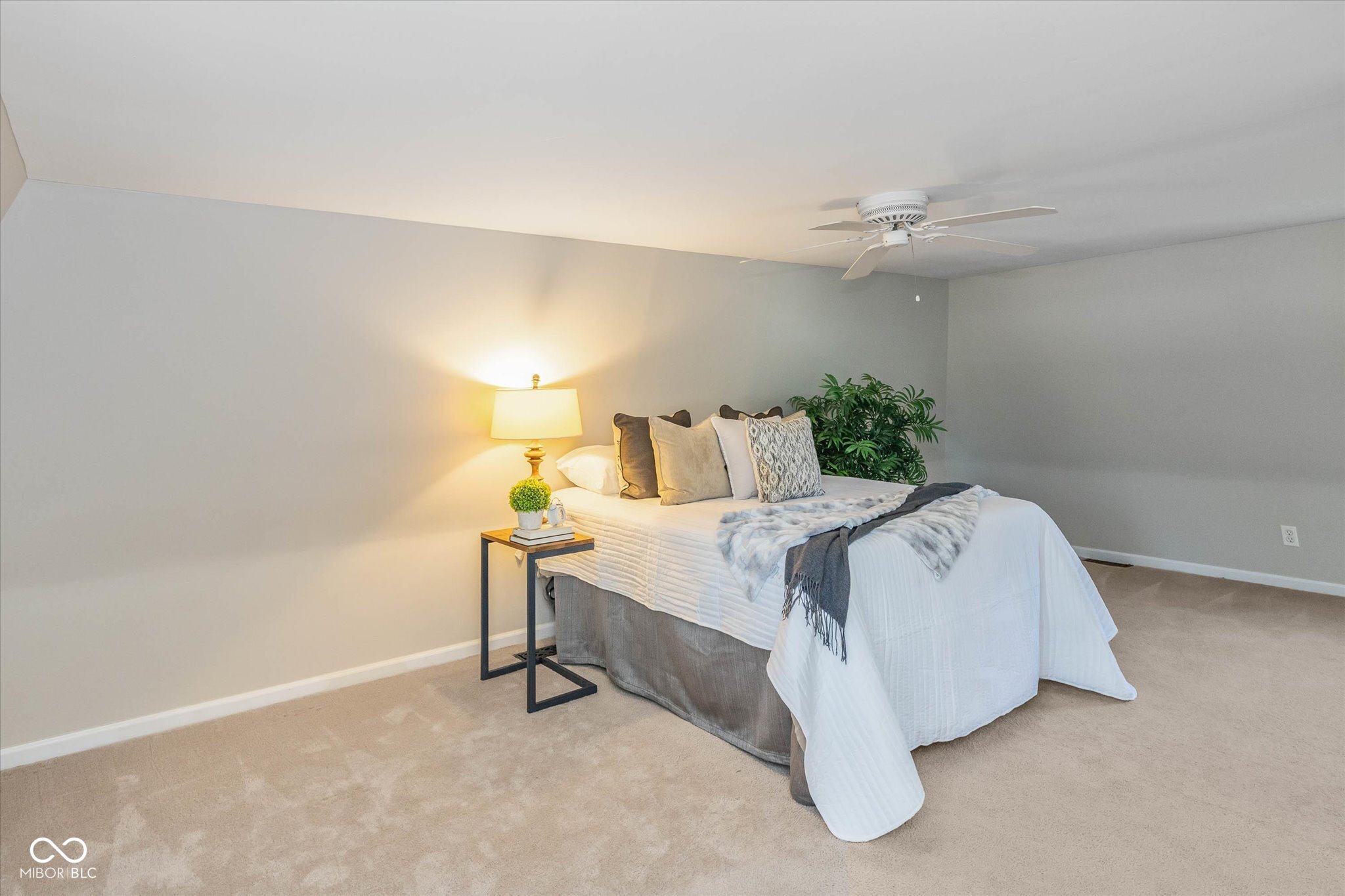 8120 Rucker Road Indianapolis, IN 46250 - Photo 24 of 37 Gallery Image 24