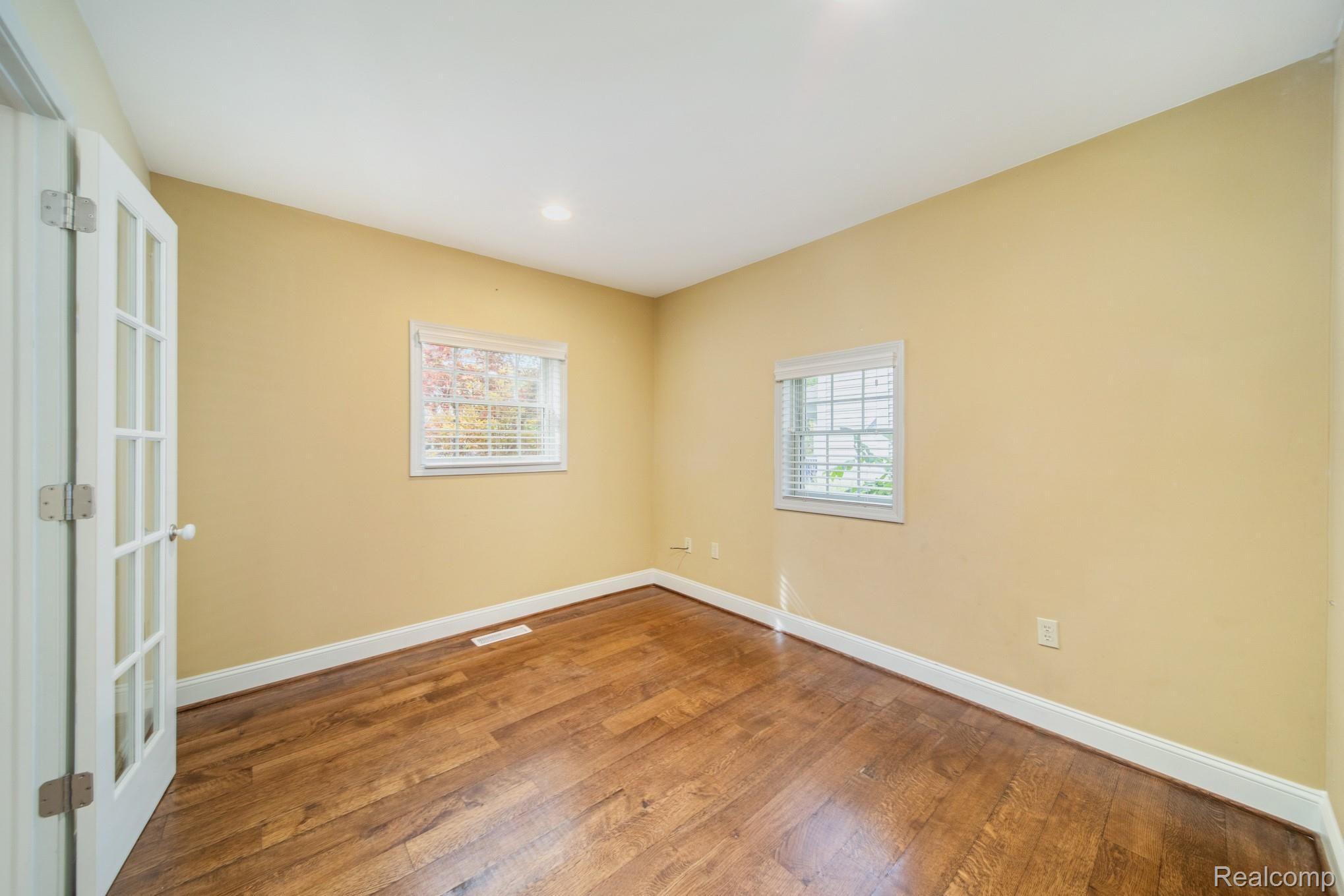 514 West 3rd Street Rochester, MI 48307 - Photo 18 of 45 19.jpg