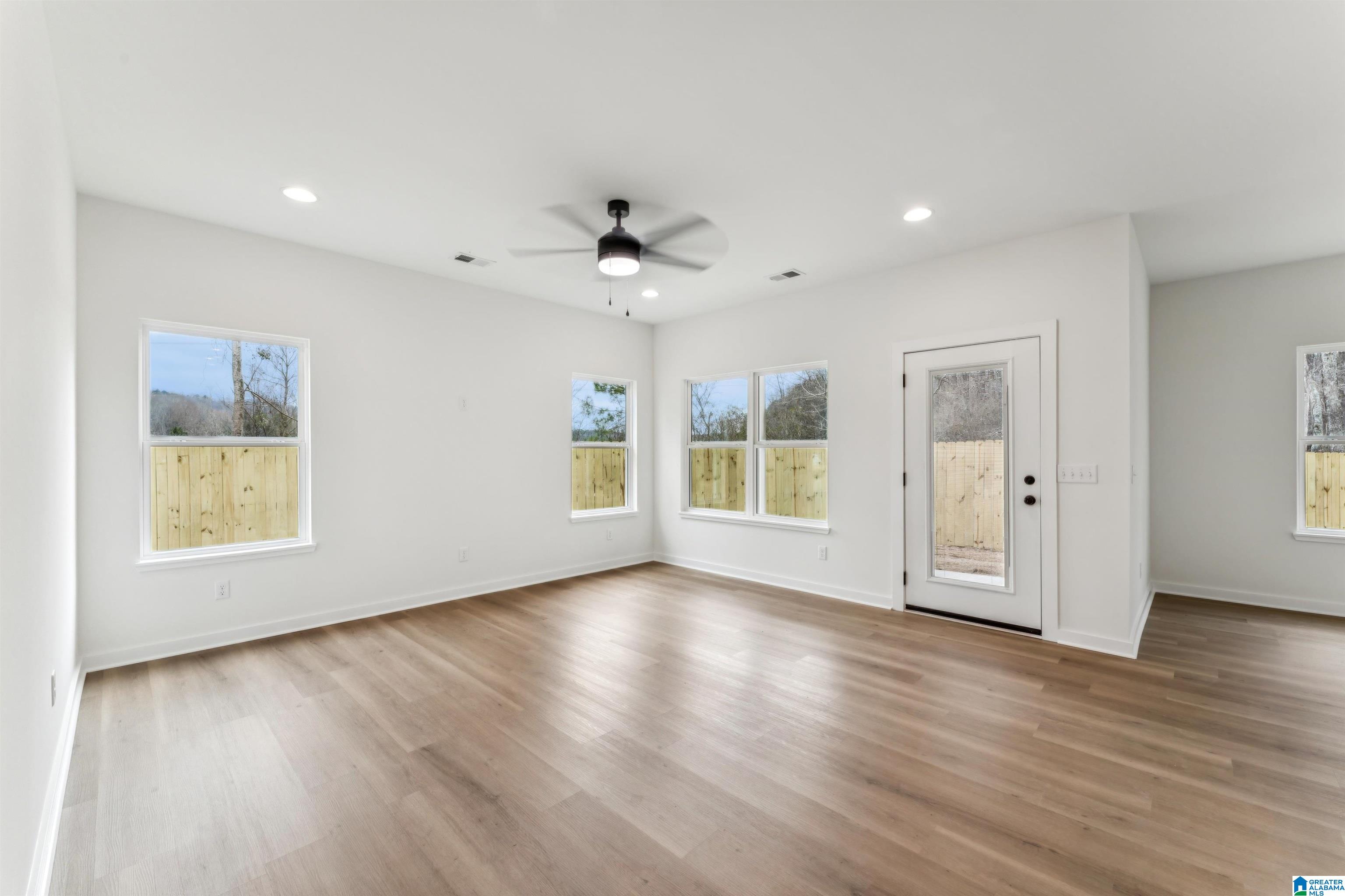 960 Legacy Cove North Springville, AL 35146 - Photo 5 of 33