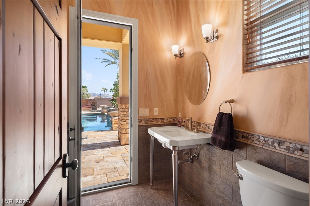 1065 Kratzer Circle Henderson, NV 89002 - Photo 20 of 62