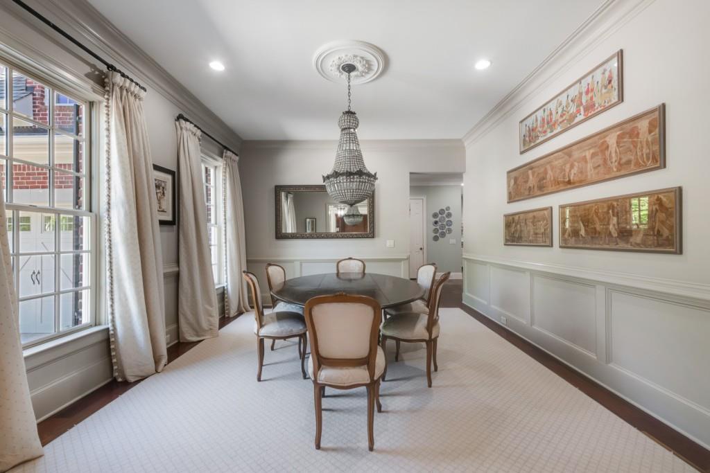 3282 Pinestream Road Northwest Atlanta, GA 30327 - Photo 5 of 54